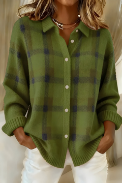 Anna – Weiche Strickjacke mit Karomuster in Grün