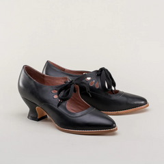 Sheridan - Orthopädische Schnürschuhe für Damen mit Absatz in Schwarz