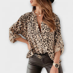 Modische Bluse mit Leopardenmuster in Aprikose