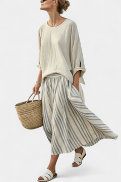 Simone | Bequeme Lockere Bluse & Gestreifte Midi-Rock in Beige