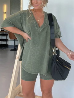 Amarra - Lockeres T-Shirt & Kurze Hose - Sommerset in Olivgrün
