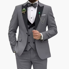Herren Anzug dreiteilig mit Slim Fit und Kontrastrevers in Grau