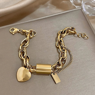 Julia - Goldenes Herzarmband
