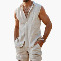 Herren Set mit ärmellchem Hemd und Shorts für den Sommer in Aprikose