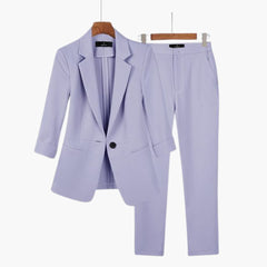 Elegantes Blazer- und Hosen-Set für Frauen - Perfekter Anzug in Lila