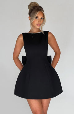 Madeleine | Damen Elegantes Mini Hochzeitsgast Kleid mit Schleife in Schwarz