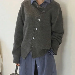 ALEXIA | WARM UND ELEGANT in Grau
