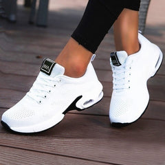 Lana - belüftete Barfußschuhe in Weiße