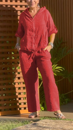 Florina - Set aus Hoodie mit Reißverschluss und Hose in Rot
