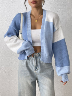 Anneliese - Strickjacke im Farbblockdesign in Blau