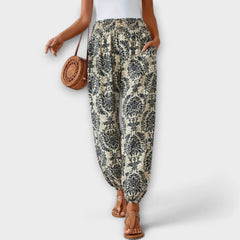 Scarletta – Weite Hose mit Ethno-Muster in Beige