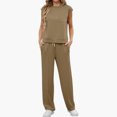 Zweiteiliges Sommer Set für Damen mit Kappärmeln und Taschen in Khaki