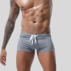 Sandro™ | Der eng anliegende Badeanzug für einen sicheren und stilvollen Sommer in Grau