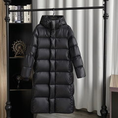 Winterjacke Damen Daunen Lang | Gefütterte Jacke Mit Kapuze und Reißverschluss in Schwarz