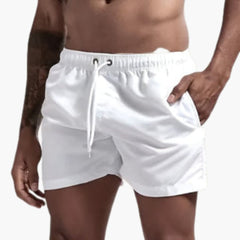 Schnelltrocknende Badehose - für Herren mit sportlichem Look in Weiß