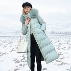 Jacqueline - Elegante Winterjacke für Damen in Hellblau