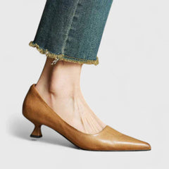 Pauline | Damen Spitz Zulaufende Niedriger Absatz Pumps Shorts in Beige