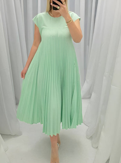Simone | Leichte und elegante Plissierte Robe