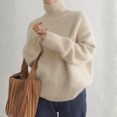 Marais Cashmere Turtleneck Sweater in Cream