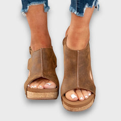 Liane – Keilsandalen mit Softleder-Effekt in Braun