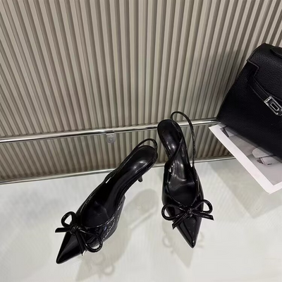Daria - Niedrige Damenschuhe mit Schleife
