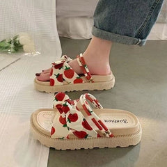 Clara | Sandalen für Frauen in Erdbeere