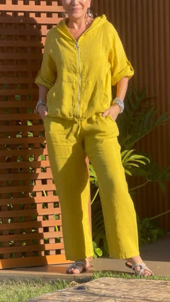 Florina - Set aus Hoodie mit Reißverschluss und Hose in Gelb