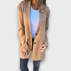 Eloise – Weicher Blazer-Cardigan in Camel in Braun