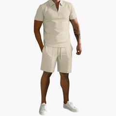 Herren Sommer-Zweiteiler mit Half-Zip-Shirt und Shorts in Khaki