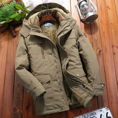 Warme Winterjacke mit Kapuze für Männer in Braun