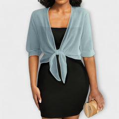 Olivia - Bluse mit offener Vorderseite in Hellblau