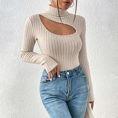 Ofelia - Gerippter Rollkragenpullover - Hohler Brustkorb Stil in Beige