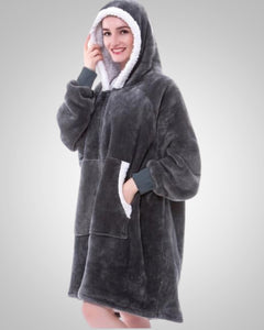 Susanne | Damen Kuschelige Oversized Kapuzendecke in Grau 1