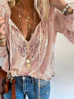 Shirley - Langärmlige Bluse mit Spitzendetails in Rosa