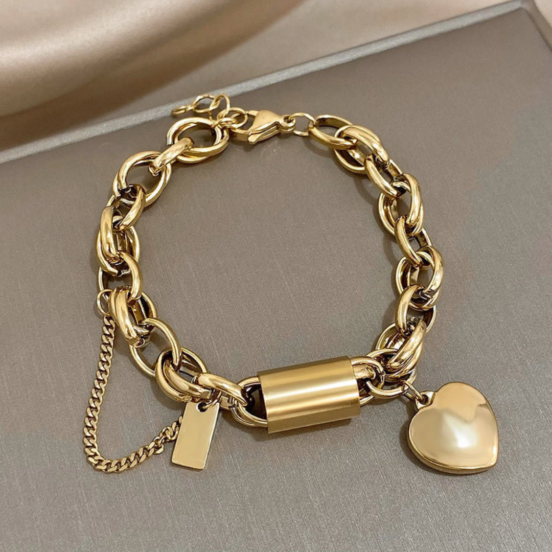 Julia - Goldenes Herzarmband
