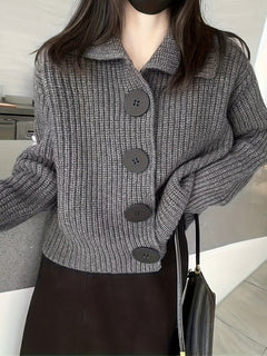 JULIA | MODISCHER STRICKSTIL in Grau