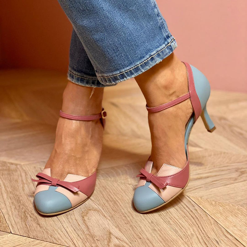 Bellarosa | Bunte Sandalen mit Knoten und Riemen, runde Zehenpartie