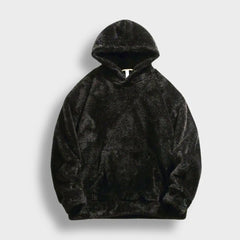 Sophie | Damen Hoodie weich & flauschig modern getragen in Schwarz
