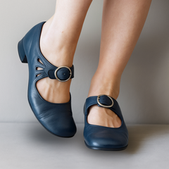 Els - Damen Orthopädische Ledersandalen mit Keilsohle in Blau