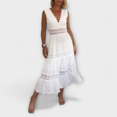 Aurélie - Elegantes Spitzenkleid mit V-Ausschnitt