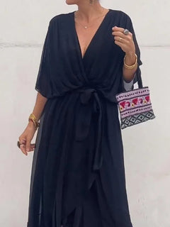 Elisabet | Luftiges Damenkleid mit Fledermausärmeln in Schwarz