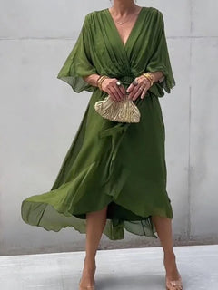 Elisabet | Luftiges Damenkleid mit Fledermausärmeln in Grün