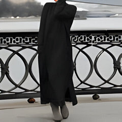 Aviana | Vielseitiges und bequemes Winterkleid in Schwarz