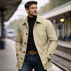 Adrian | Stilvoller Herrenmantel in Beige