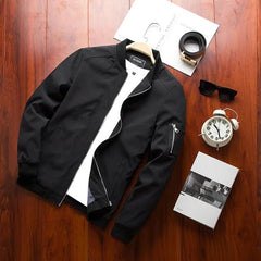 2023 Winter RM Bomberjacke in Schwarz