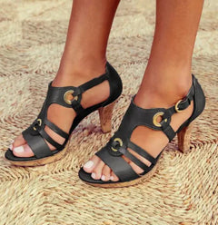 Nancy® | Bequeme Sandalen mit Absatz in Schwarz
