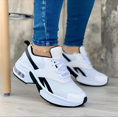 Sneakers für Damen mit dicker Sohle – Turnschuhe mit Luftpolsterplattform in Weiß