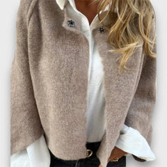 Celeste – Eleganter Kurzcardigan mit weicher Struktur in Beige