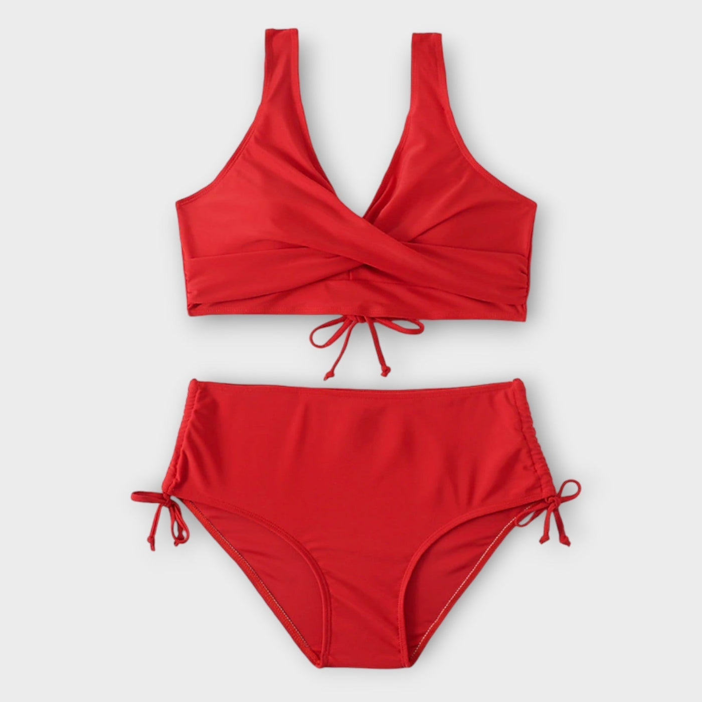 Irena - Elegante und schmeichelhafte zweiteilige Bikini
