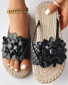 Odette® | Geflochtene Hausschuhe in Schwarz